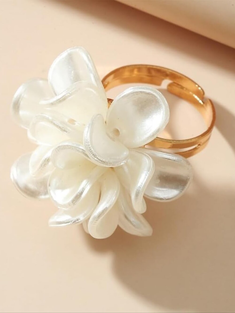 Statement Vintage White Pearl Shell Flower Gold Ring Adjustable